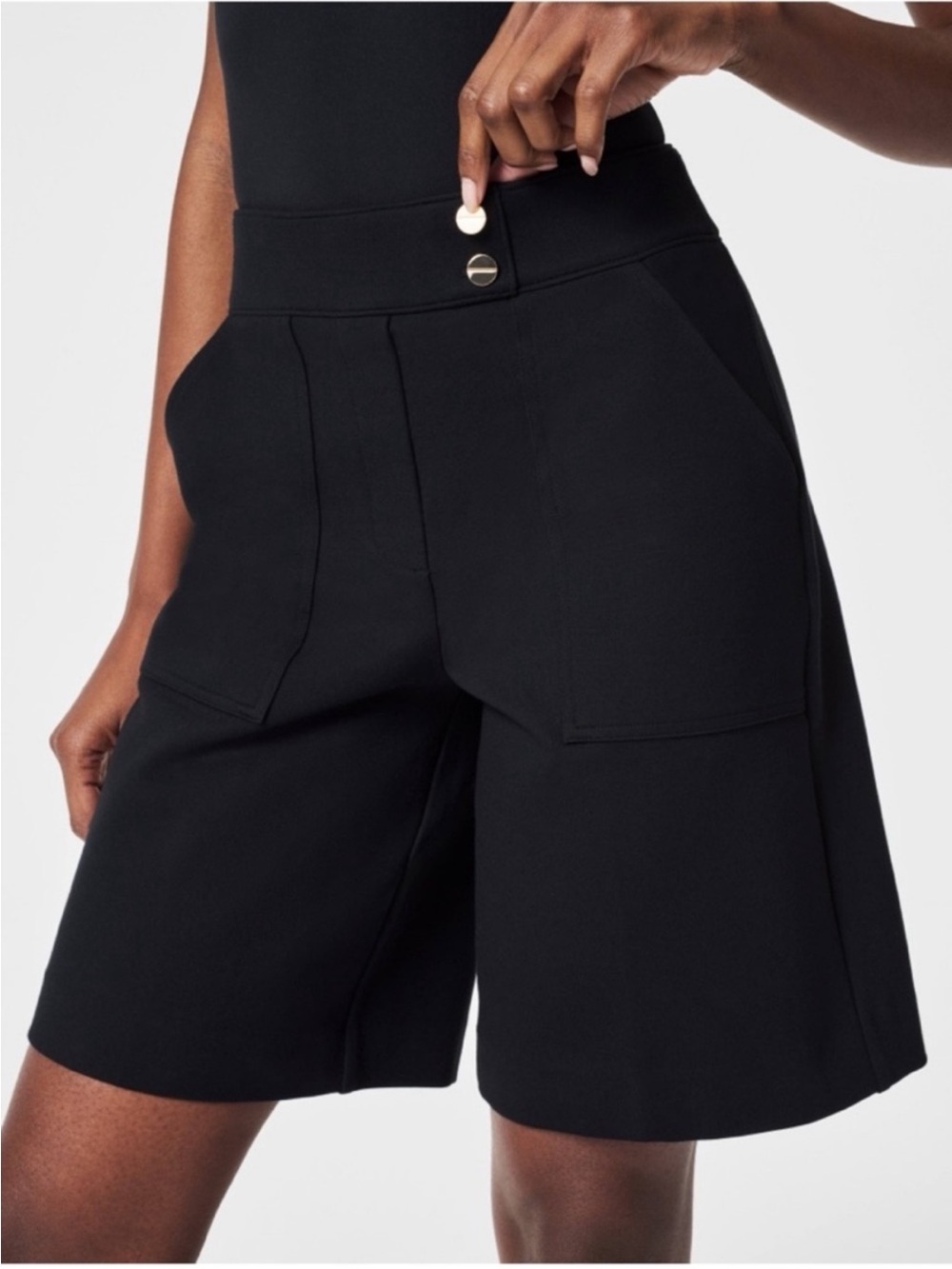 NWOT SPANX Black High-Waist Ponte Bermuda Shorts Front Patch Pockets Large